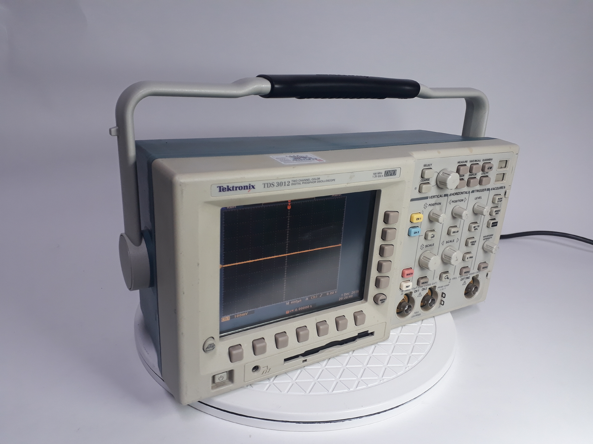 Tektronix/Oscilloscope Digital/TDS3012